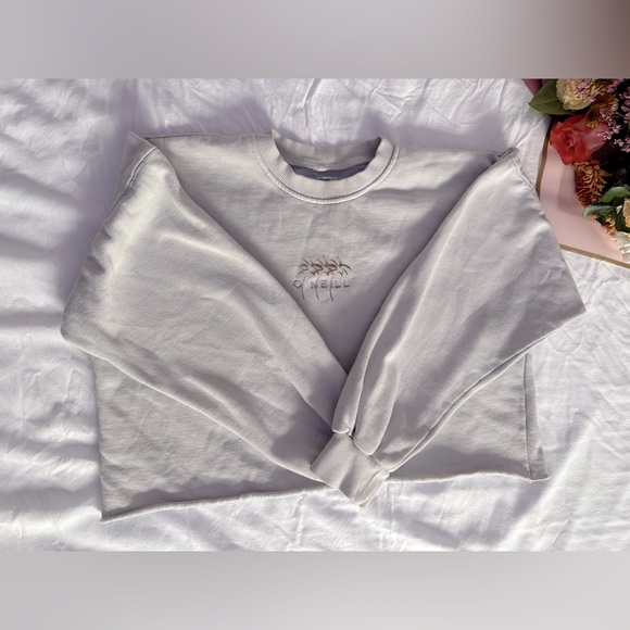 Cropped O’Neil crew neck, cute, casual, comfy - Picture 1 of 4